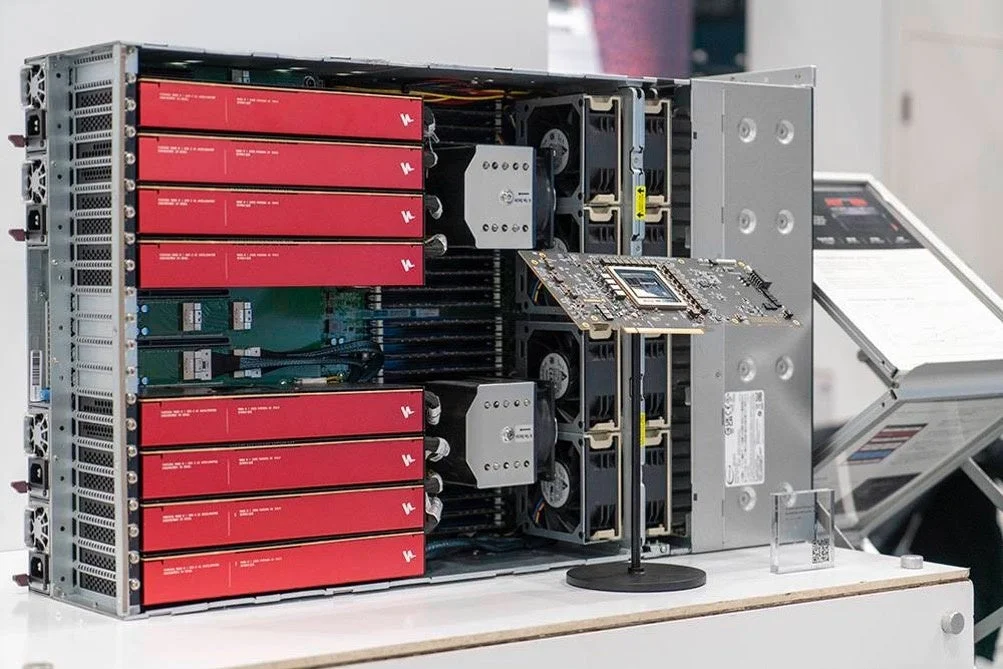 高性能コンピューティングシステムまたはサーバーの内部構造