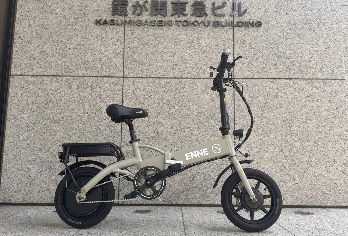 電動自転車,折りたたみ自転車,街中,建物,交通手段,屋外,霞が関,東急ビル,ENNE EV,MIMICO
