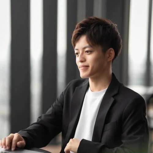 株式会社RAYVEN 代表取締役CEO 鈴山 佳宏氏