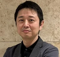 株式会社VOSTの毛利 克徳氏の顔写真